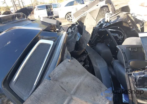 2016 Chevrolet Impala 1Lt z USA, uszkodzony, nr VIN 2G1105SA9G9168266